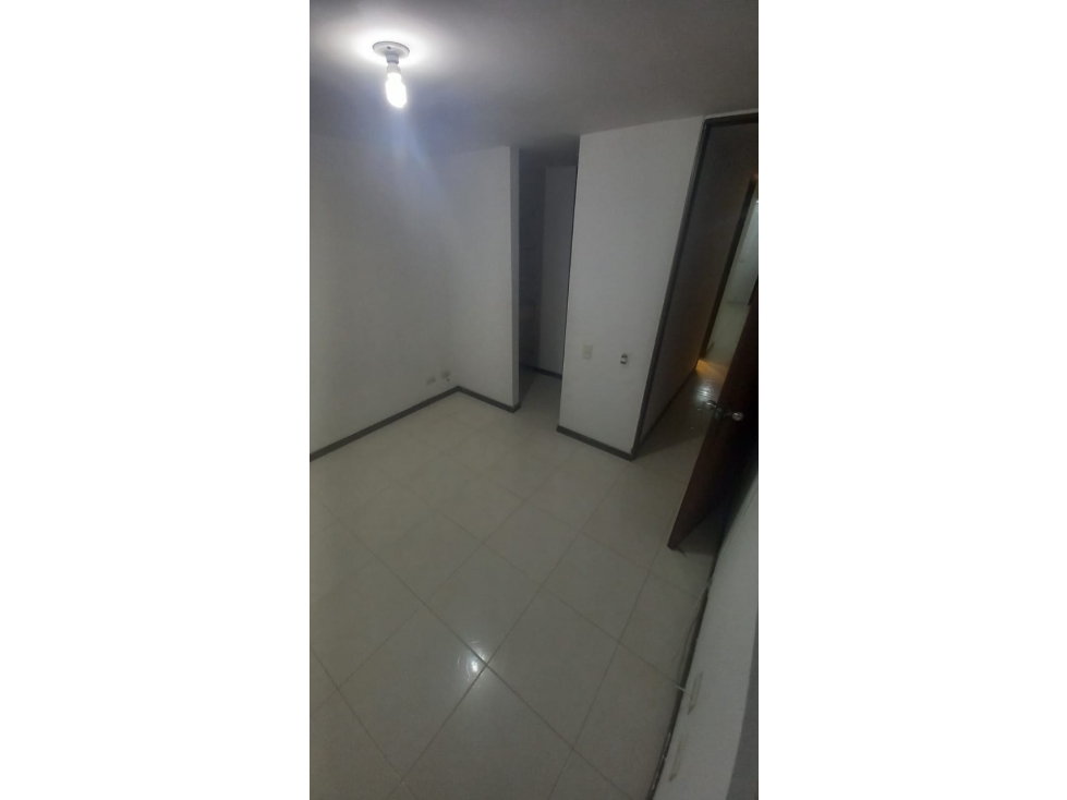 Apartamento en Arriendo Sector Robledo Pilarica — foto 3