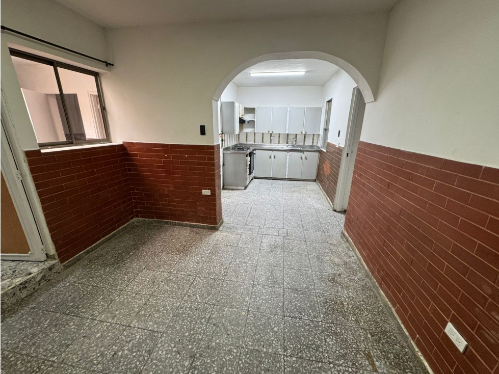 Se arrienda apartamento primer piso ubicado en Belen la gloria — foto 2