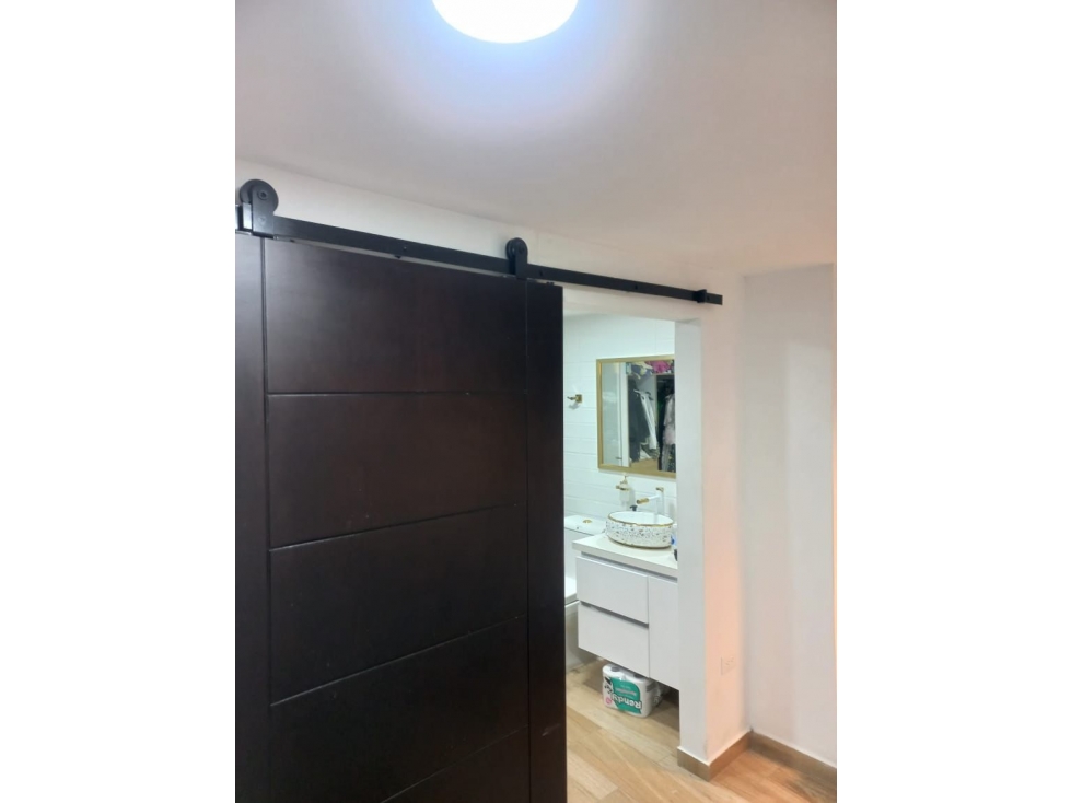 Se vende apartamento Sector San Joaquin primer piso — foto 2