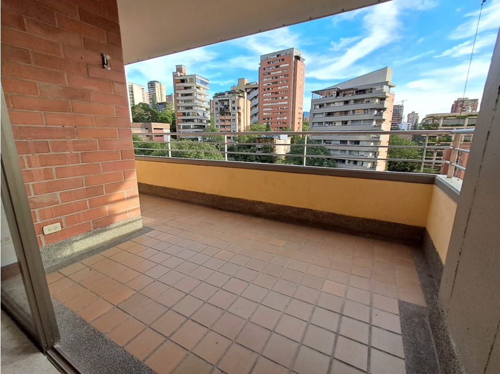 Apartamento en arriendo sector vizcaya el poblado Medellín — foto 5