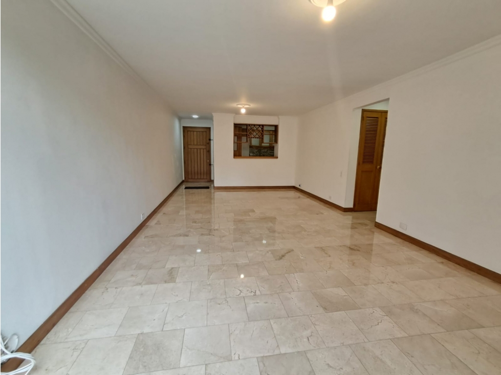 Apartamento en arriendo la 34 , la intermedia Aguacatala — foto 5