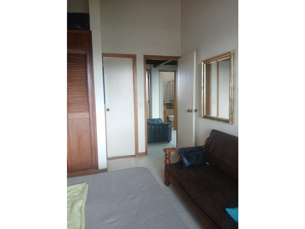 Se vende apartamento sector Estadio 9no piso con ascensor — foto 2