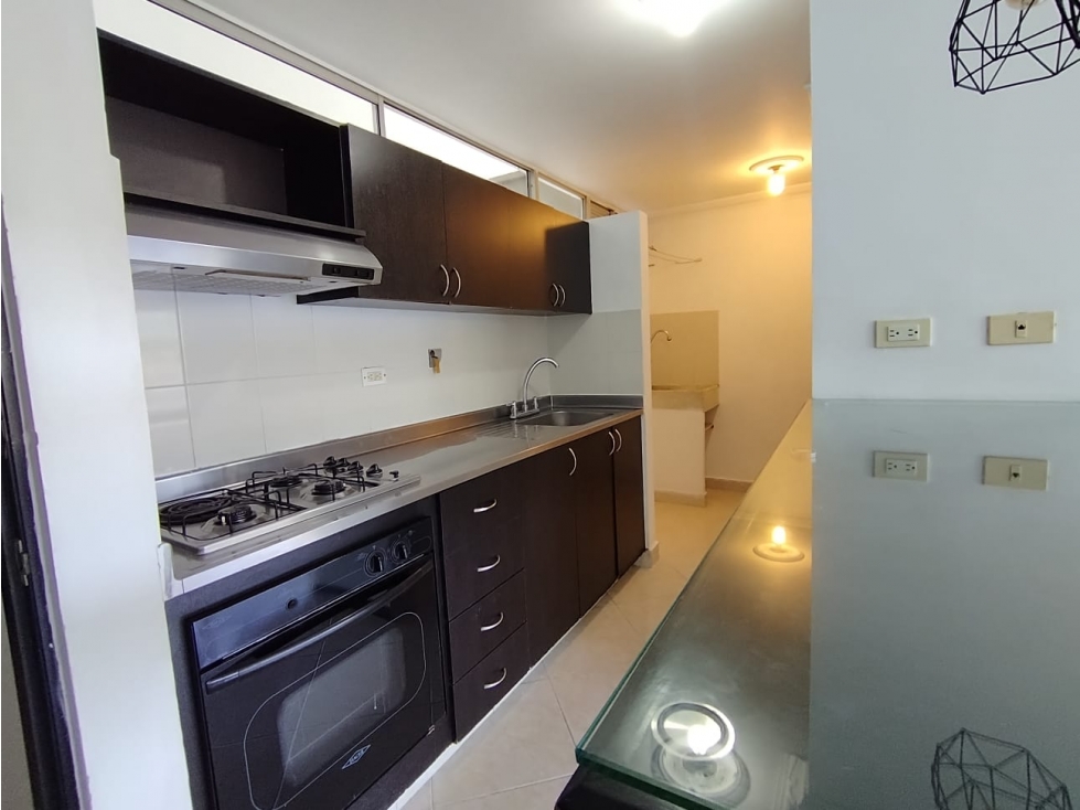 Apartamento en arriendo en el sector de La Loma de los bernal — foto 4