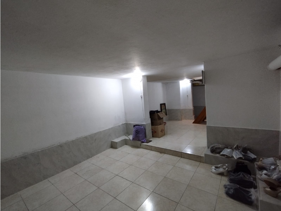 Local en arriendo en el sector de Belén San Bernardo — foto 2