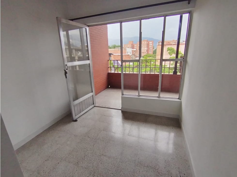 Apartamento en Arriendo — foto 4