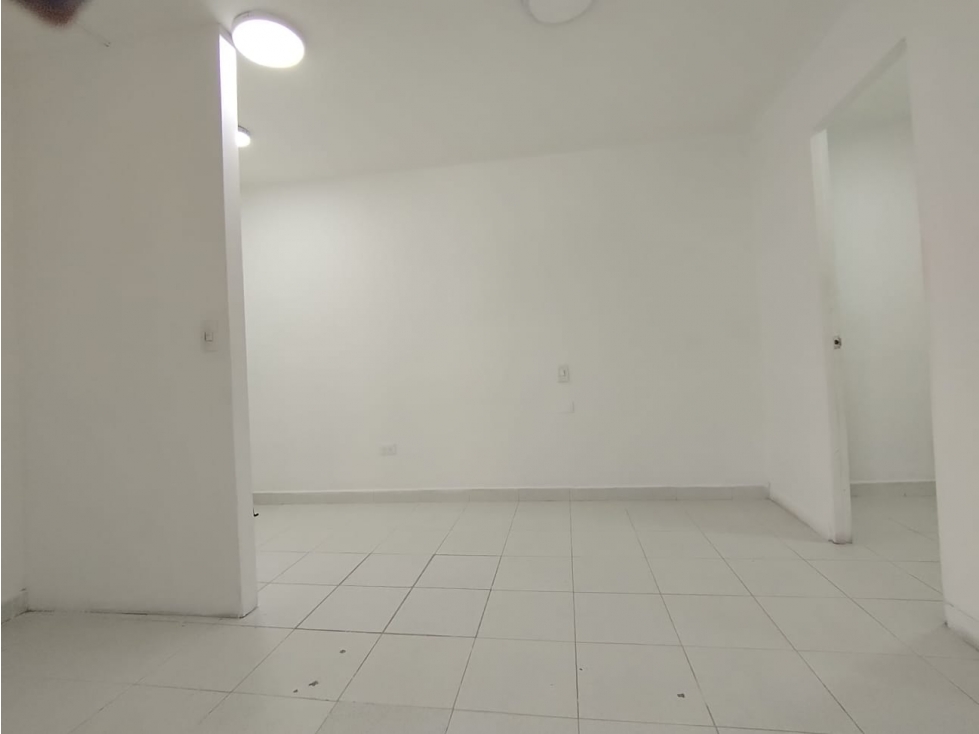 Local comercial en el sector de Santander — foto 3
