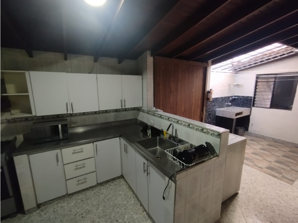 Casa comercial en arriendo en el sector de La Castellana