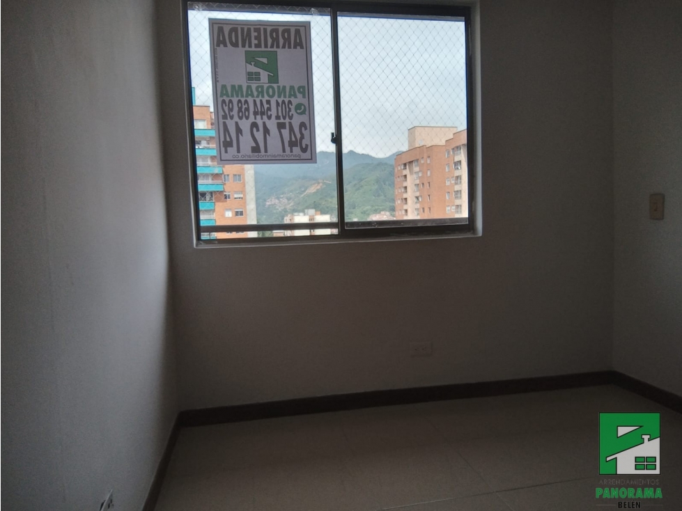 Apartamento en Arriendo Sector Loma de Los Bernal — foto 4