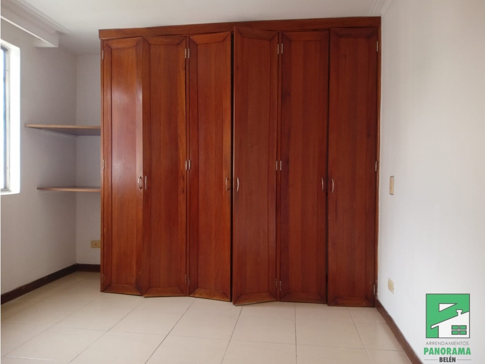 Apartamento en Arriendo Sector Loma de Los Bernal — foto 5