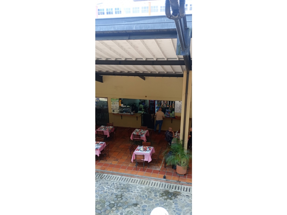 Local en arriendo sector envigado la casona — foto 2