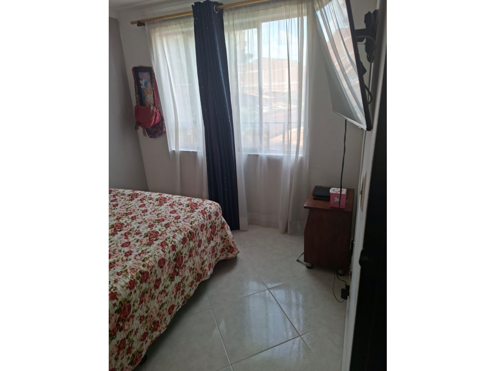 Se vende apartamento segundo piso sector La floresta — foto 3