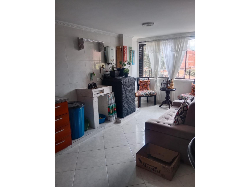 Apartamento en venta sector La Floresta segundo piso — foto 3