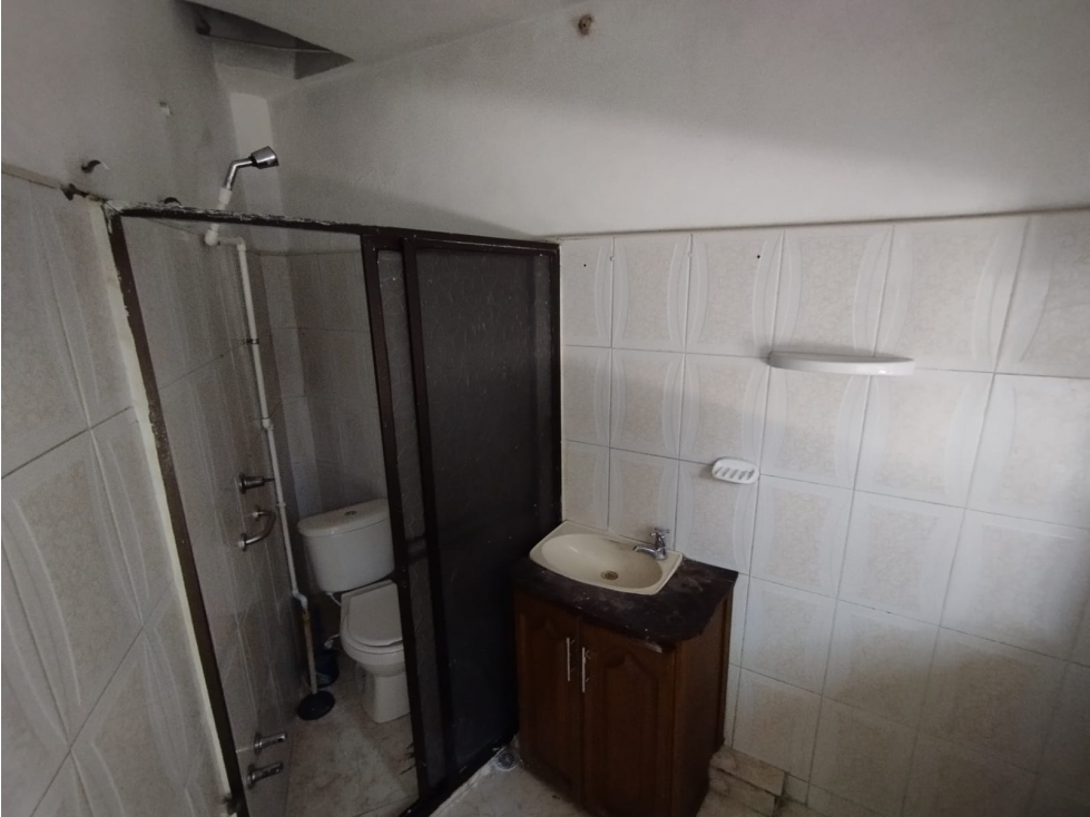 Local en arriendo sector belen bolivariana — foto 4