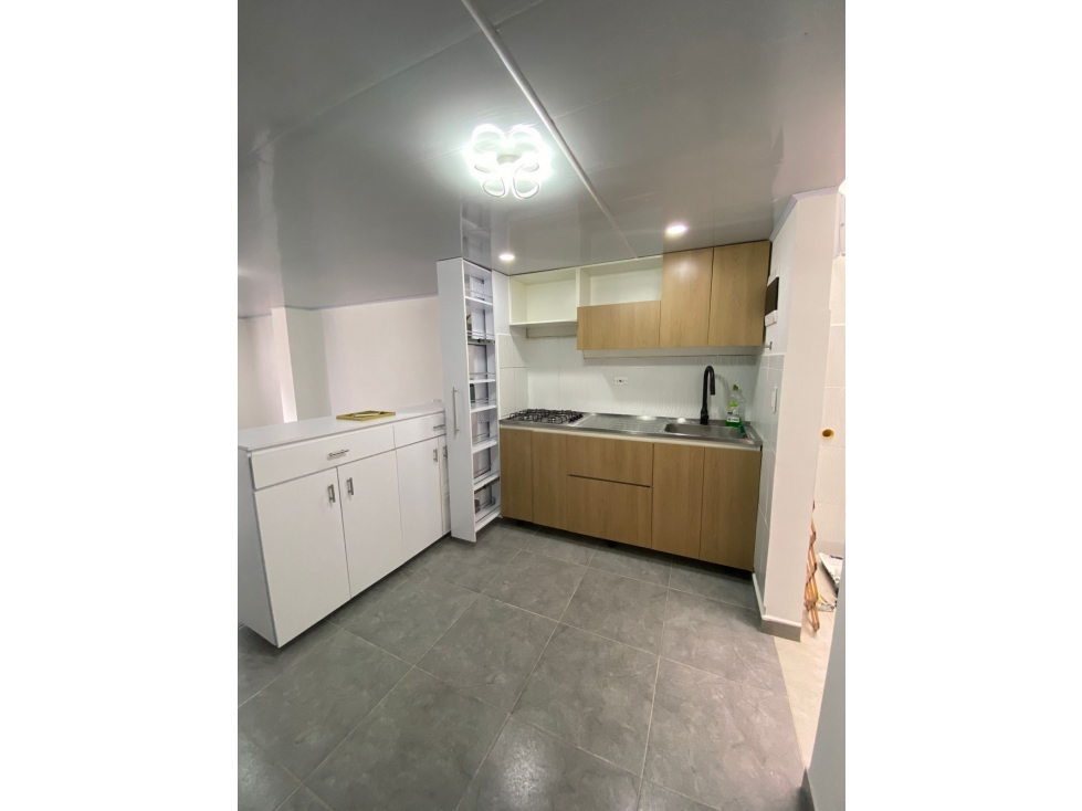Se arrienda apartamento en el Sector de Belén la Nubia primer piso — foto 4