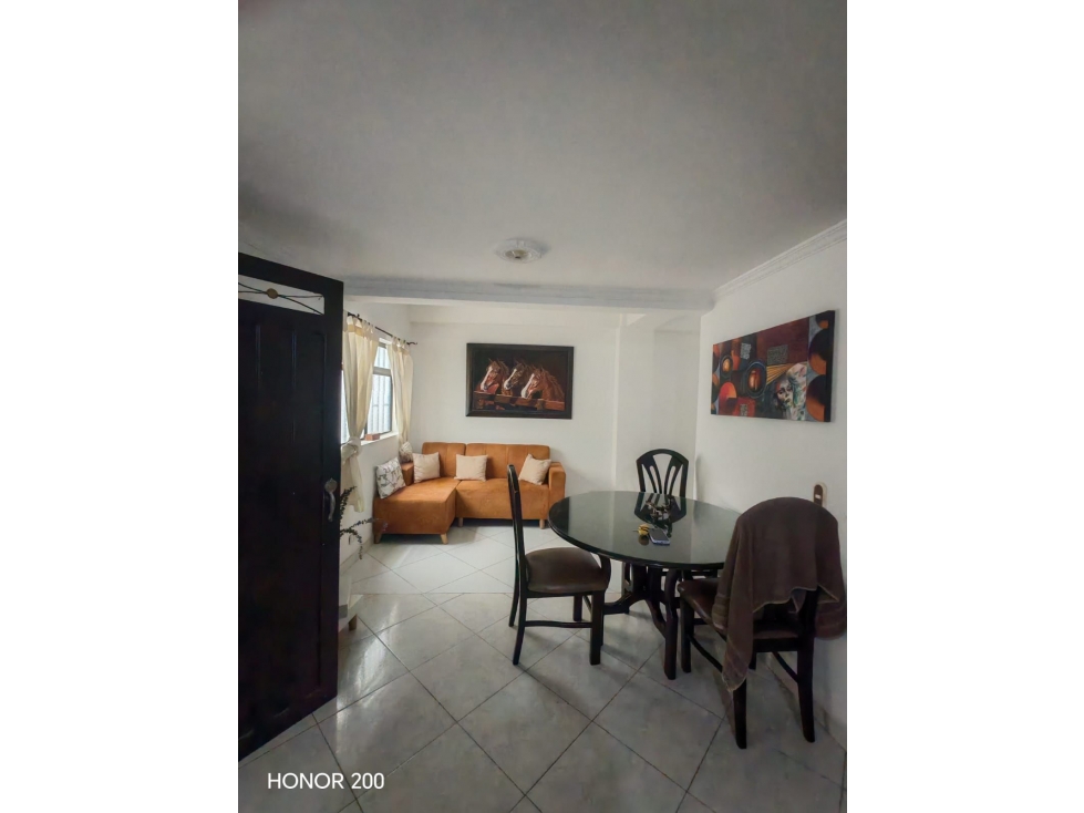Se vende apartamento segundo piso sector la Floresta interno — foto 4