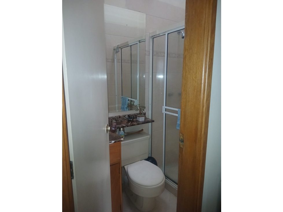 Se vende apartamento sector Estadio 9no piso con ascensor — foto 3