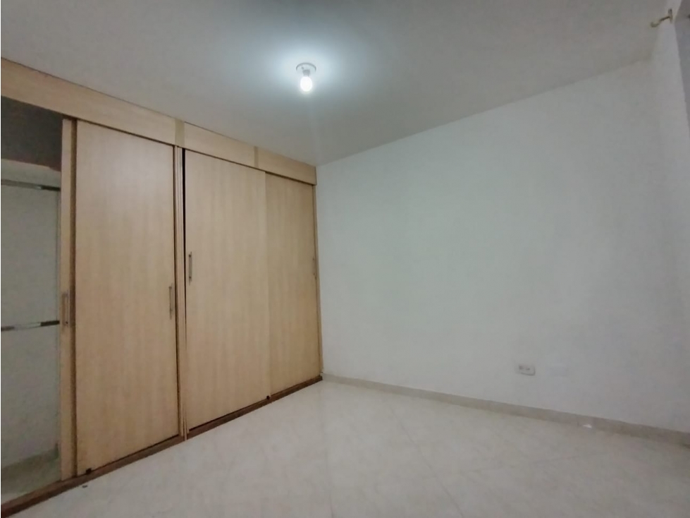 Apartamento en Arriendo Sector Belén Granada — foto 3