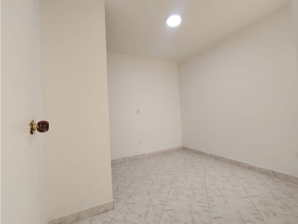 Apartamento en Arriendo Sector Belén las Playas — foto 2