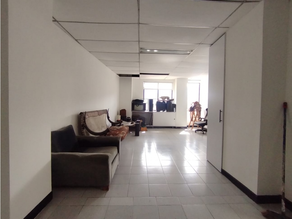 Oficina en Avenida Nutibara Arriendo — foto 3