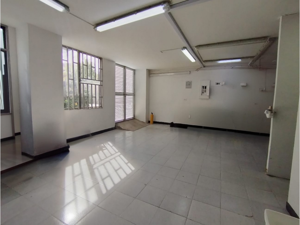 Oficina Sector Avenida Nutibara en Arriendo — foto 4
