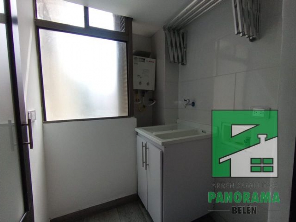 Apartamento en arriendo en el sector de Loma de los bernal — foto 4