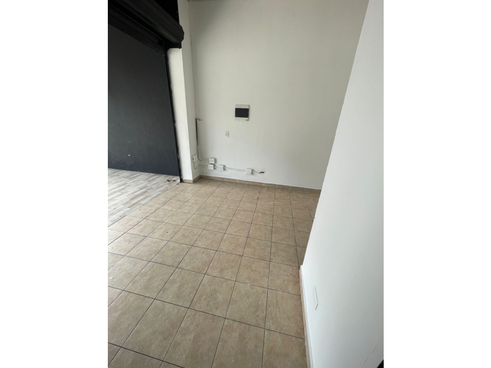 Local en Arriendo Sector La Castellana — foto 2