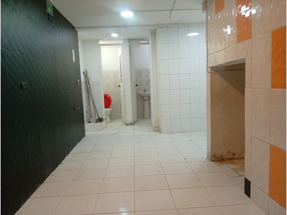 Local en arriendo en el sector la Castellana — foto 2