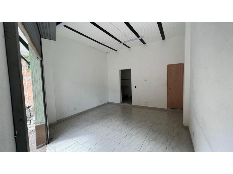 Se vende local en el Sector Manzanillo primer piso