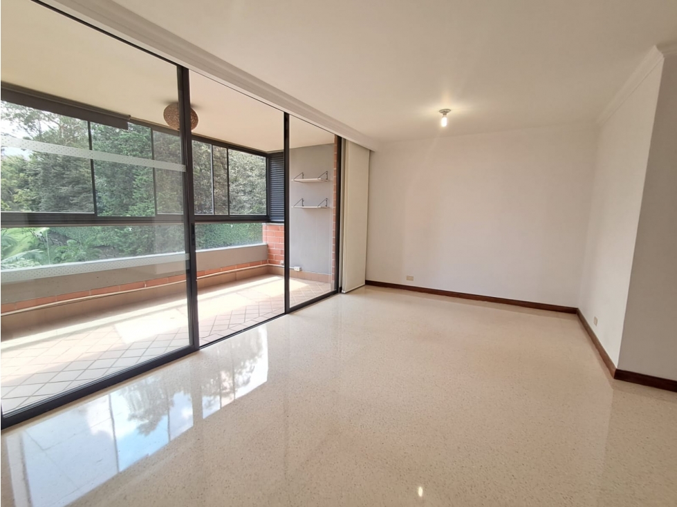 Apartamento en el tesoro en arriendo — foto 5
