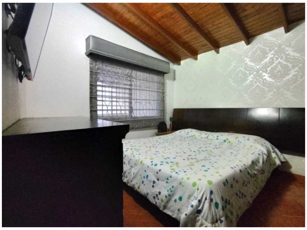 Se arrienda o vende apartamento duplex Sector Almeria segundo piso — foto 4
