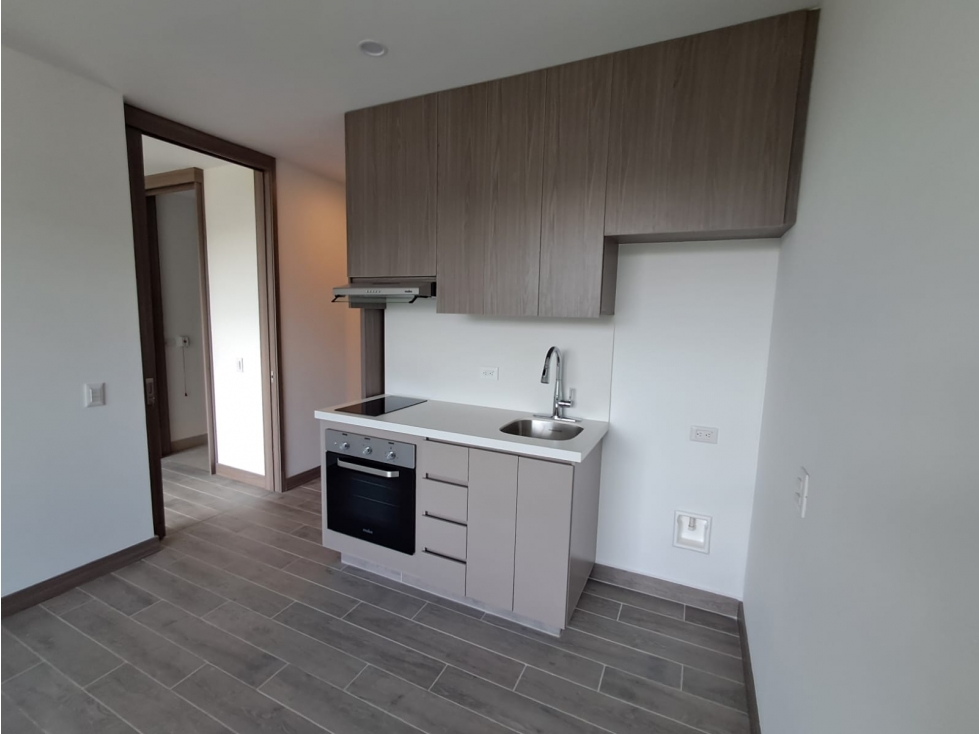 Apartaestudio en san lucas para arriendo — foto 2