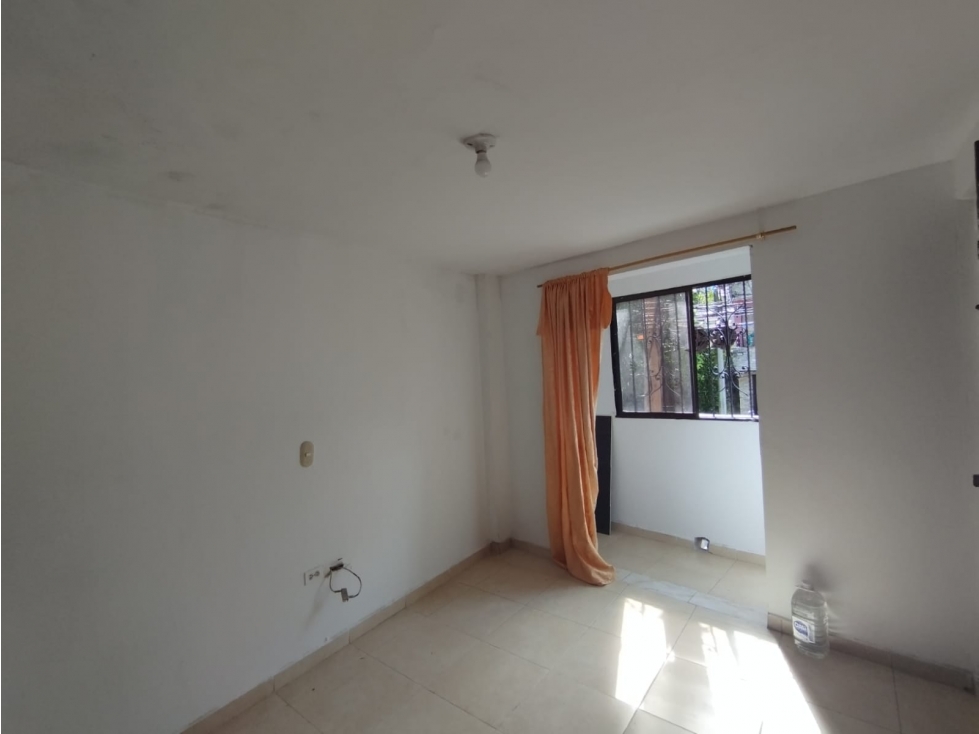 Aparta estudio en arriendo las mercedes — foto 6