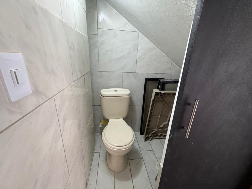 Se arrienda Local Comercial primer piso por el sector Barrio Antioquia — foto 5