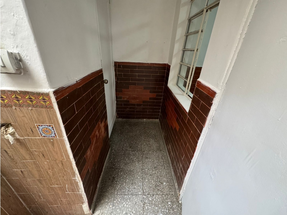Se arrienda apartamento primer piso ubicado en Belen la gloria — foto 5