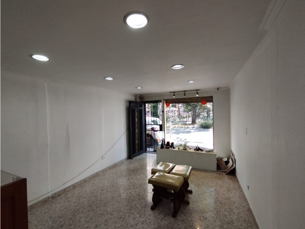 Local en arriendo en el sector de Belén San Bernardo — foto 5