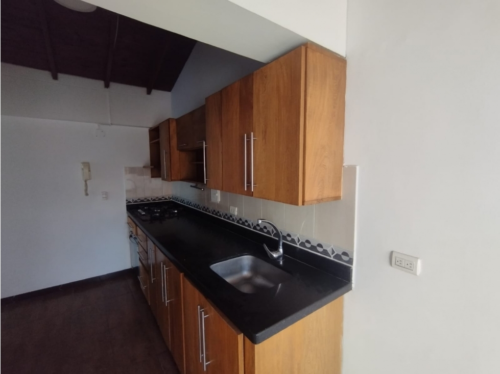 Apartamento en arriendo o en venta en la loma de los bernal — foto 2