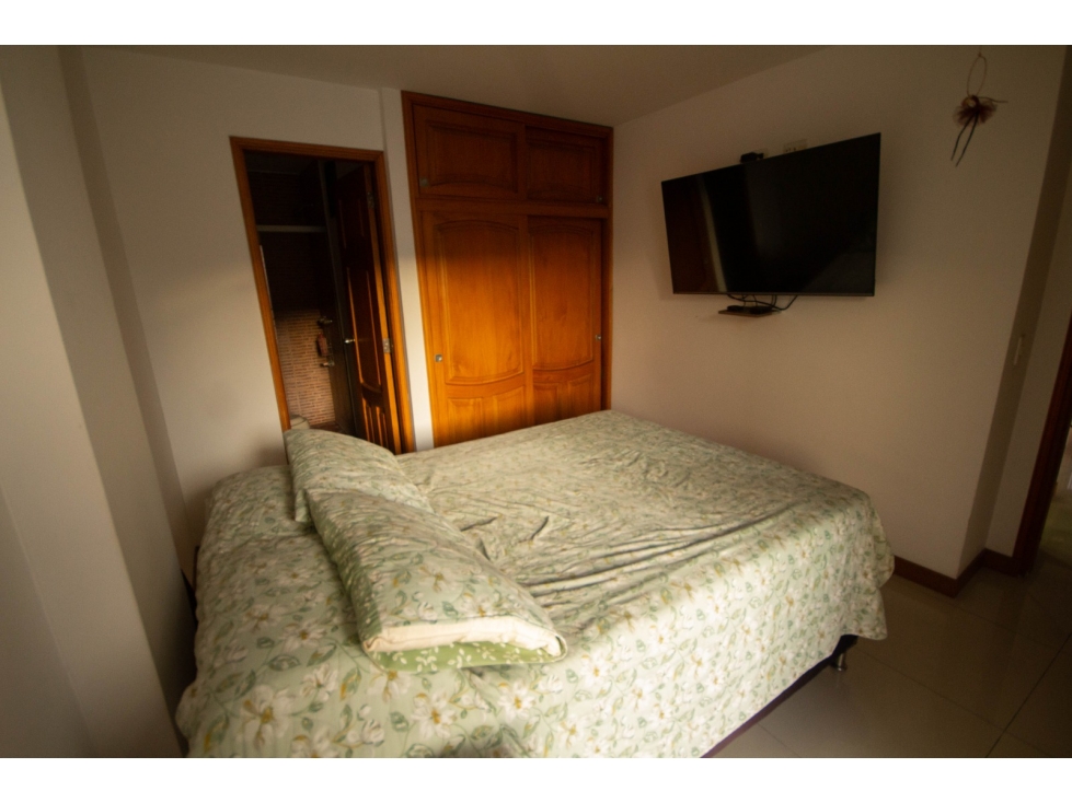 Se vende hermoso apartamento quinto piso con ascensor Simon Bolivar — foto 5