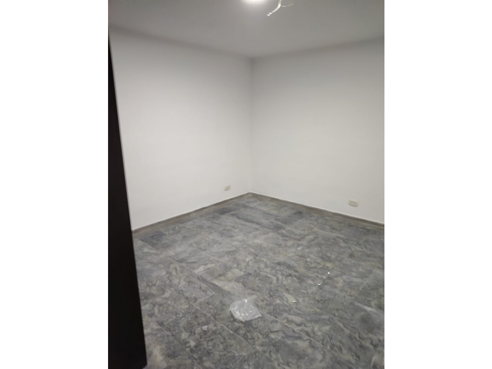 Se vende apartamento ubicado en el Sector de Laureles segundo piso — foto 6