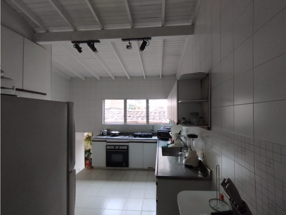 se arrienda o se vende inmueble en laureles — foto 3