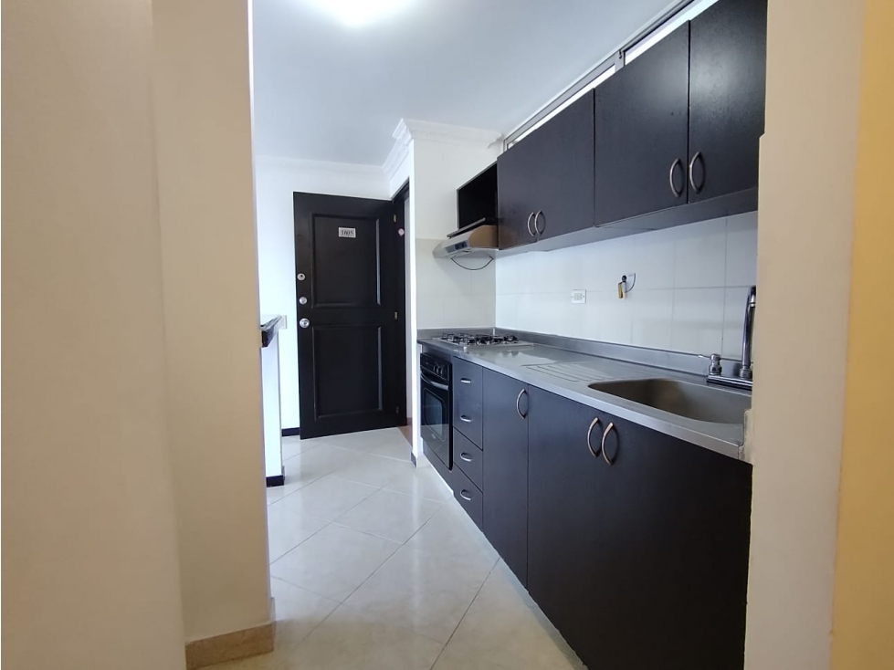 Apartamento en arriendo en el sector de La Loma de los bernal — foto 5