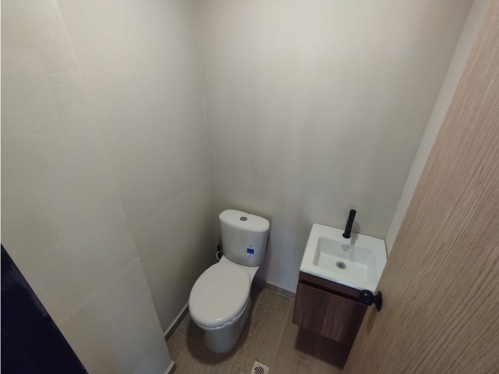 Local en arriendo en el sector de rosales — foto 6