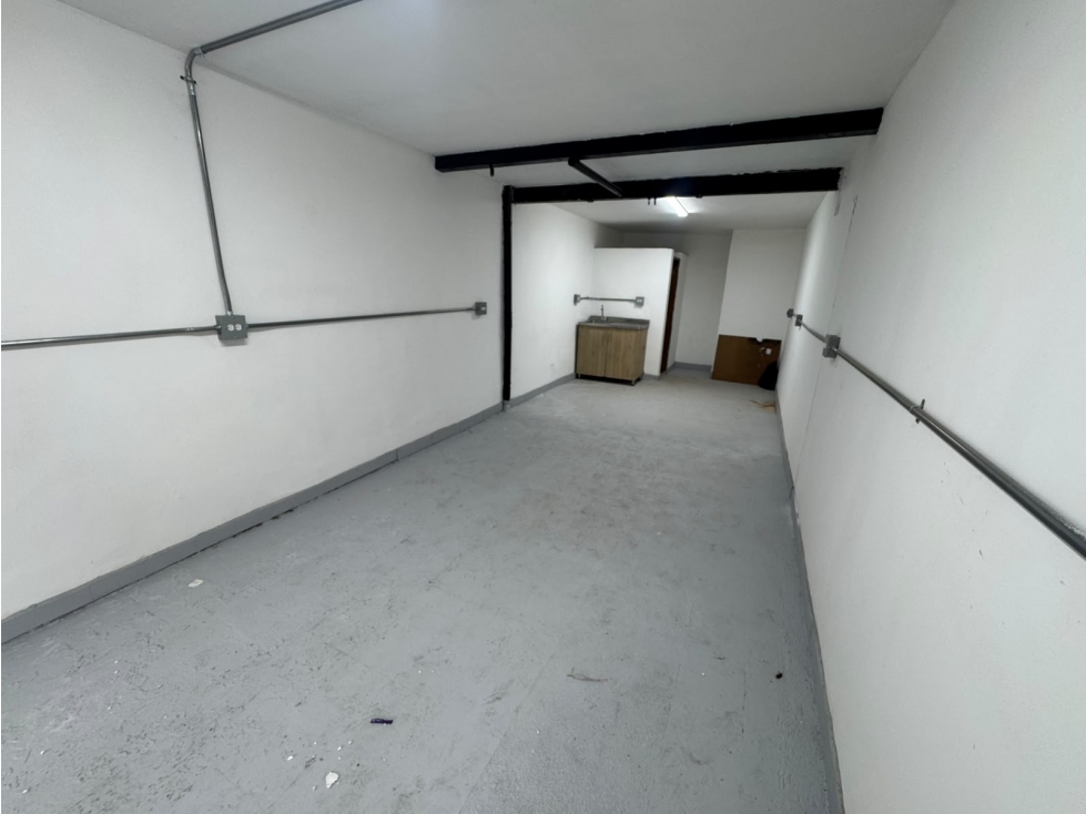 Se arrienda Local Comercial primer piso Barrio antioquia — foto 6