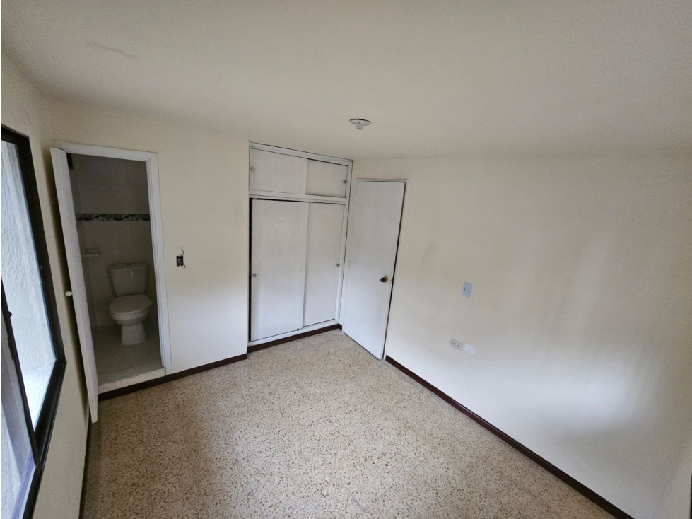 Apartamento en Arriendo sector los Alpes — foto 3