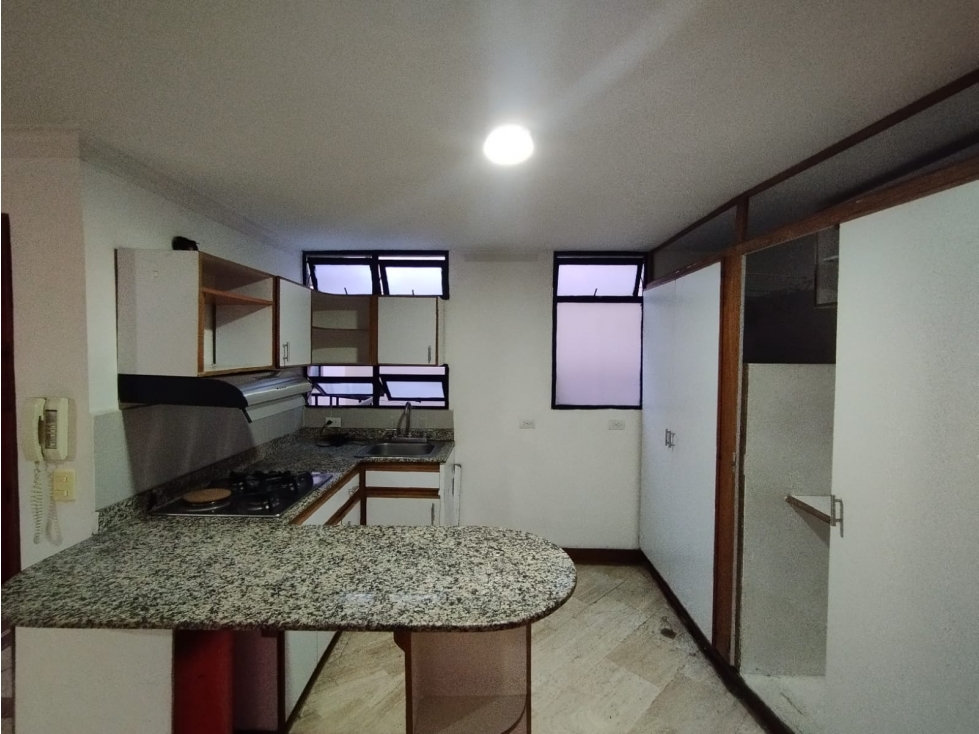Apartaestudio en arriendo sector laureles