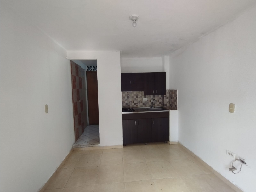 Aparta estudio en arriendo las mercedes — foto 4