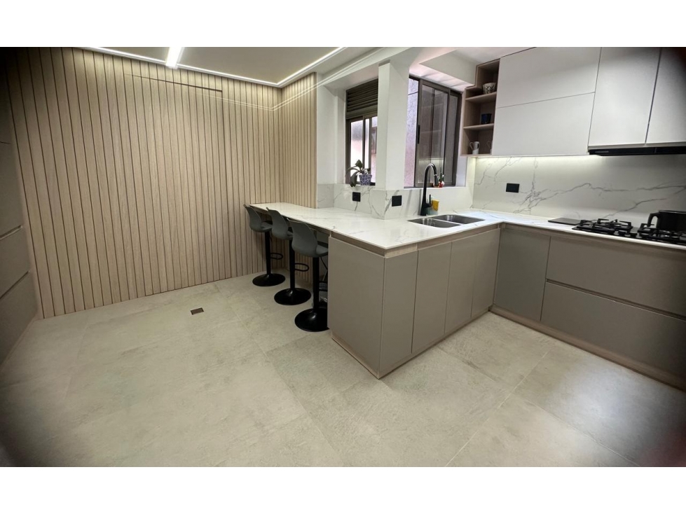 Apartamento en la tomatera el poblado en arriendo