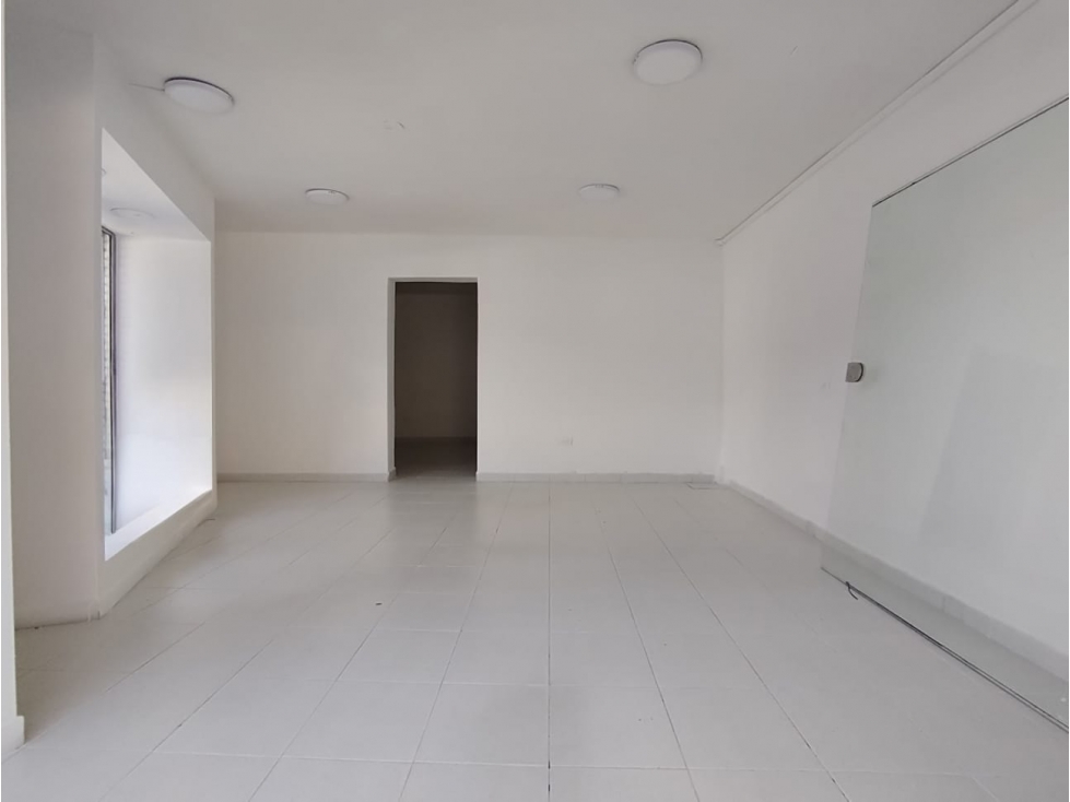 Local comercial en el sector de Santander — foto 5