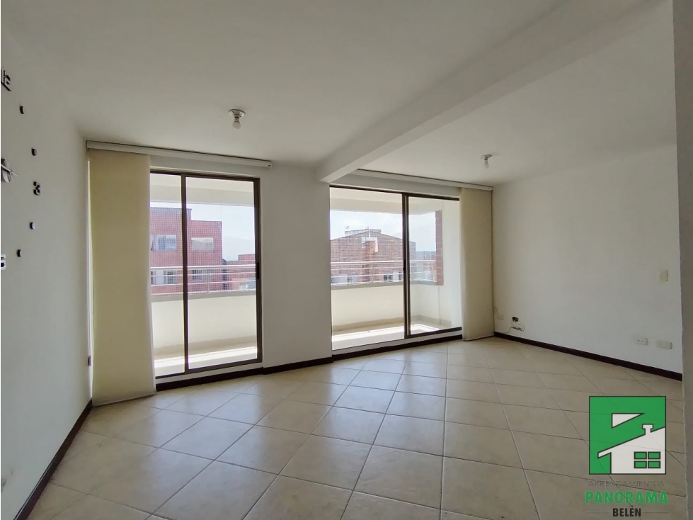 Apartamento en Arriendo Sector Loma de Los Bernal — foto 4