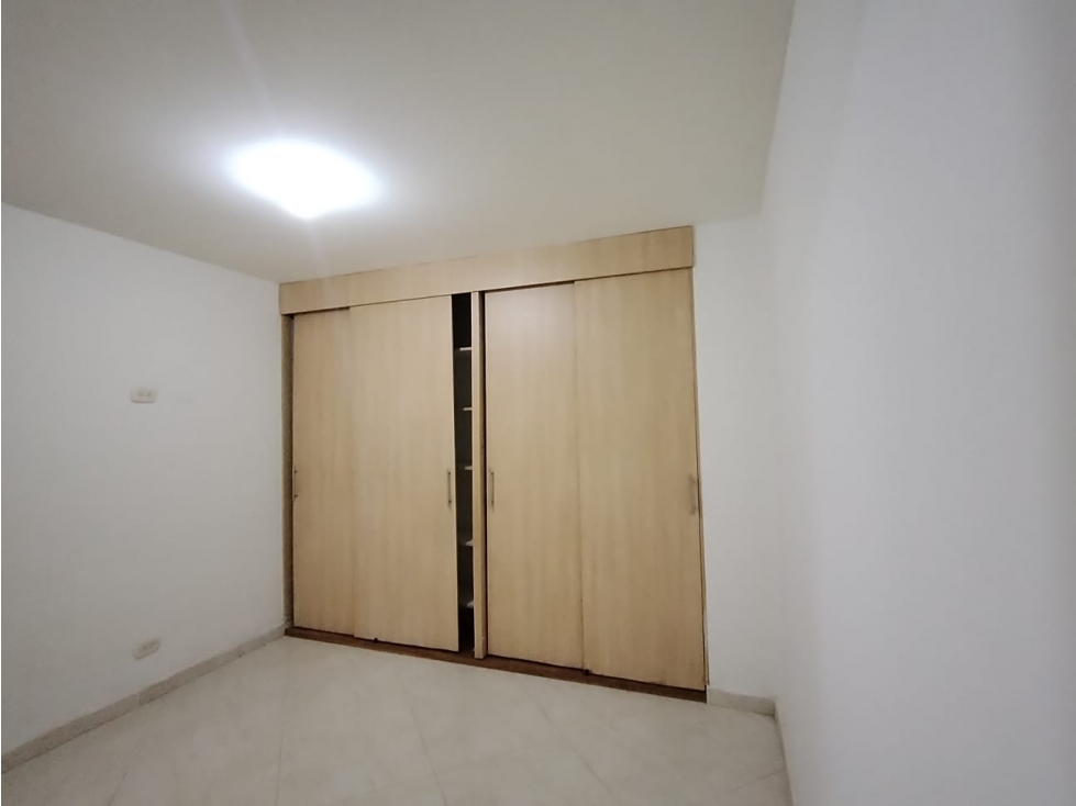Apartamento en Arriendo Sector Belén Granada — foto 6