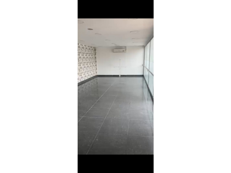 Se arrienda local en sector de la 33 — foto 4